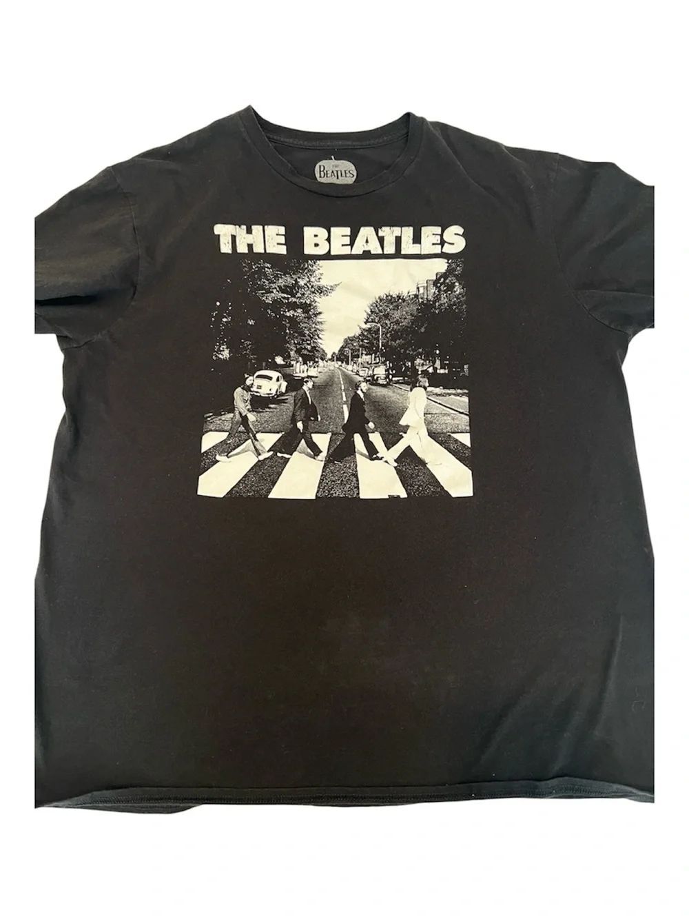 The Beatles Black & White Abbey Road Photo Tee Men’s Size XL Distressed GUC